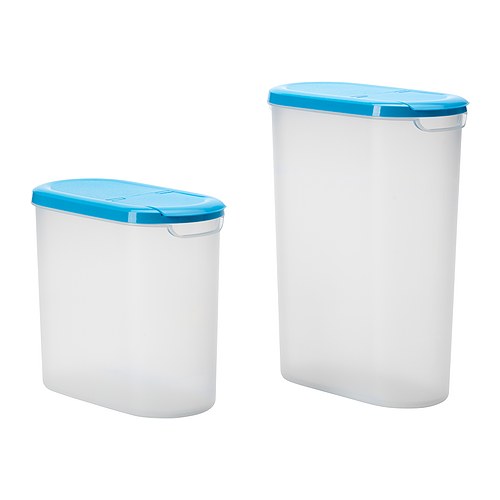 JÄMKA Dóza s vrchnákom, sada 2 ks IKEA Ak chcete dózu naplniť, odstráňte vrchnák úplne a pre ľahšie nalievanie ho otvorte do polovice. 