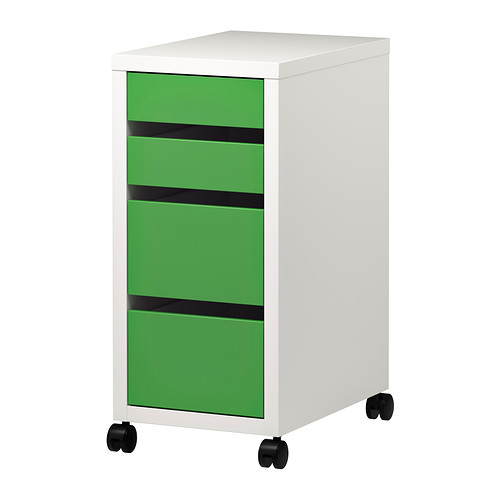 MICKE Zásuvkový diel na kolieskach IKEA Zarážky v zásuvkách zabraňujú jej vypadnutiu, ak ju príliš vytiahnete. 