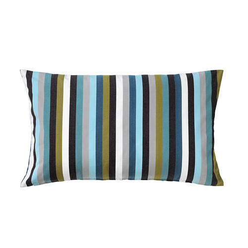 ÅKERMADD Cushion cover IKEA The zipper makes the cover easy to remove. 