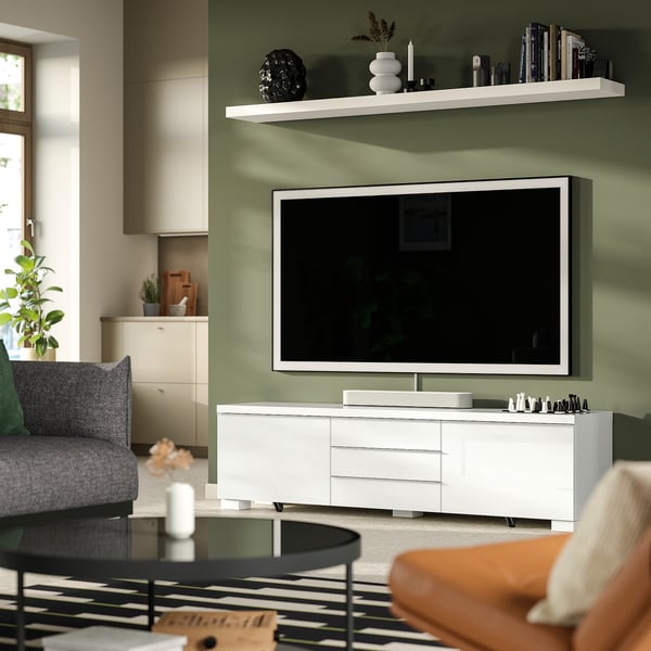 BESTÅ BURS طاولة تلفزيون, لامع أبيض, ‎180x41x49 سم‏