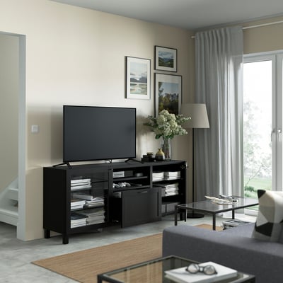 BESTÅ طاولة تلفزيون مع أدراج, أسود-بني/Hanviken/Stubbarp أسود-بني زجاج شفاف, ‎180x42x74 سم‏