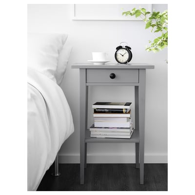 HEMNES طاولة سرير جانبية, رمادي مصبوغ, ‎46x35 سم‏