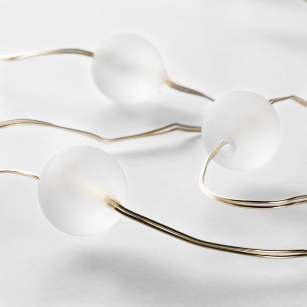 SNÖYRA شريط إضاءة ليد 40 لمبة, داخل المنزل/يعمل بالبطارية لون-فضي