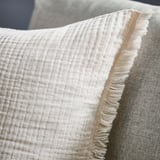 VALLKRASSING غطاء وسادة, أبيض-عاجي, ‎50x50 سم‏