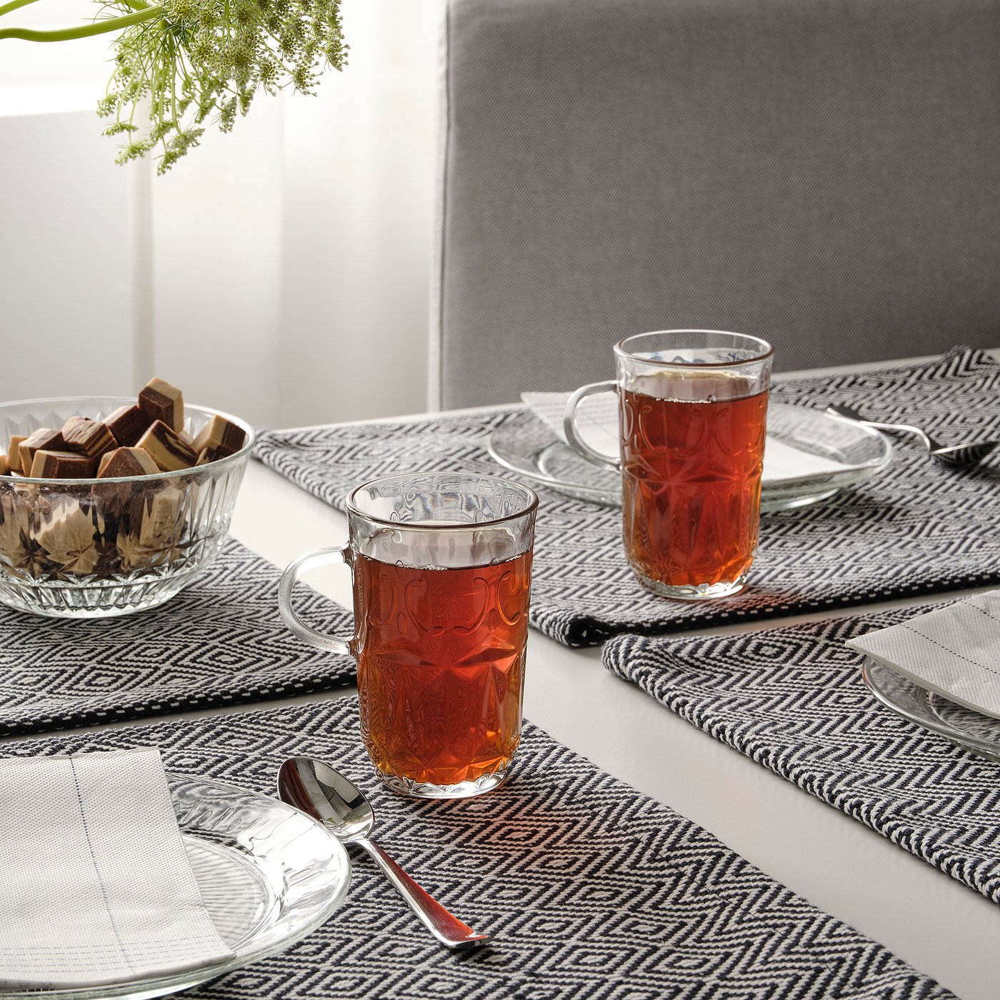 SÄLLSKAPLIG Mug, clear glass/patterned, 22 cl