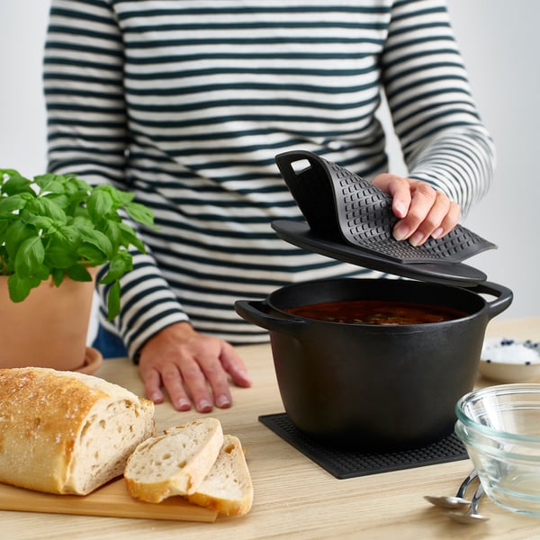 SANDVIVA Pot holder, silicone/dark grey, 18x18 cm