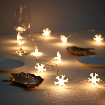 STRÅLA LED lighting chain with 12 bulbs, battery-operated/snowflake