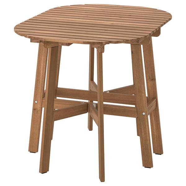 Runder Outdoor-Tisch aus Holz mit Lattenplatte, hellbraun, aus Akazie, vier verstellbare Beine.