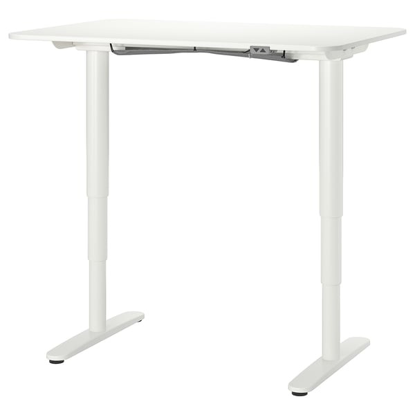Weißer BEKANT Stehpult mit höhenverstellbarem Design, modernem Design, Kabelmanagement.