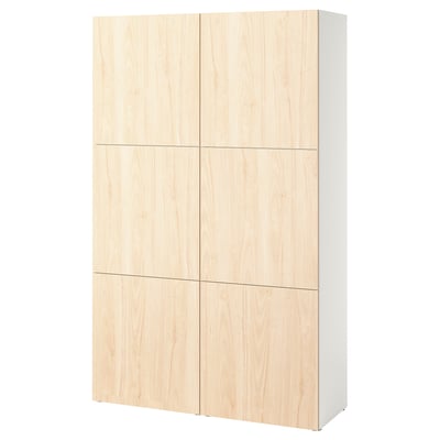 BESTÅ Schrank: helles Holz, weißes Gestell, rechteckige Form, sechs Türen, minimalistisches Design.
