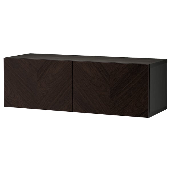 Ein dunkelbraunes BESTÅ Sideboard mit Chevron-Muster und zwei Türen.