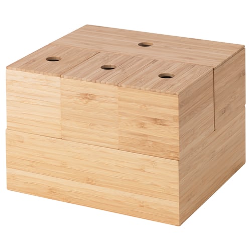Aufbewahrungsschrank aus Holz mit fünf Bambuskisten, hellbraun.