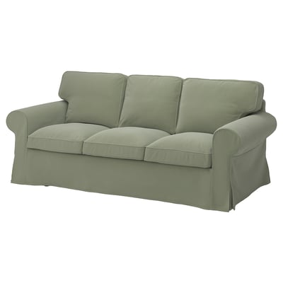Ein hellgrünes EKTORP-Sofa mit gerollten Armlehnen und einem kastenförmigen Design. Es hat eine glatte, abnehmbare Abdeckung.