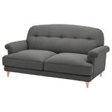 Elegantes graues ESSEBODA-Sofa mit geknöpfter Rückenlehne, gerollten Armlehnen, weichem Stoff und Holzbeinen.