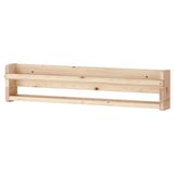 Zeigt ein helles Wandregal aus Holz mit dem Namen FLISAT, das für Kinder konzipiert wurde. Er ist rechteckig und kann Bücher oder Spielzeug aufnehmen.