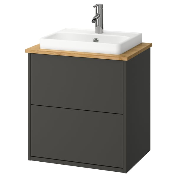 HAVBÄCK grauer Badezimmerschrank, Theke aus Eiche, Waschbecken mit weißer Schüssel. Modernes, minimalistisches Design.