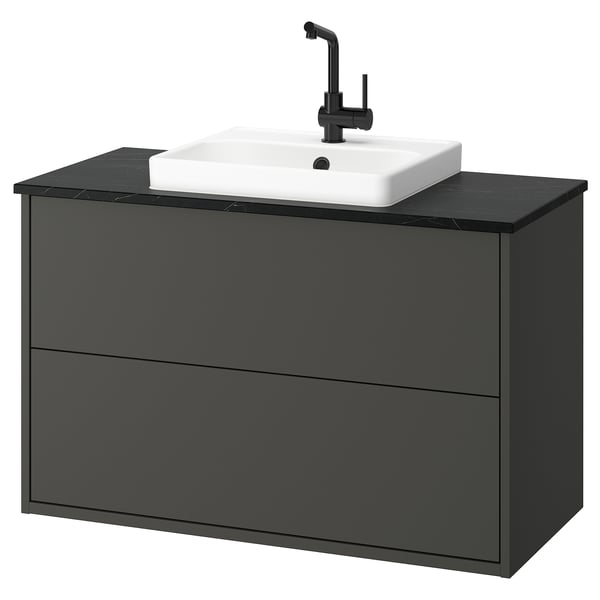 HAVBÄCK Waschtisch: moderner grauer Schrank mit schlanker schwarzer Theke, weißem Waschbecken, Wandmontage-Design.