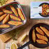 Ikea HAVSSMAK panierte Fischhäppchen, golden, knusprig, rechteckig.