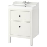 Ein weißer Waschtisch von HEMNES mit Waschbecken und verchromten Armaturen. Der Waschtisch verfügt über zwei Schubladen mit schwarzen Knöpfen.