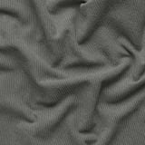 Nahaufnahme eines weichen, strukturierten, grauen Stoffes, der eine hochwertige Webart und Textur zeigt.