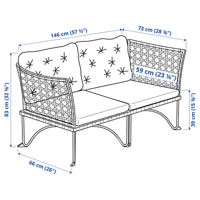 JUTHOLMEN Outdoor-Sofa, weißes Kissen, geflochtenes graues Kunststoffrattan mit Metallbeinen.