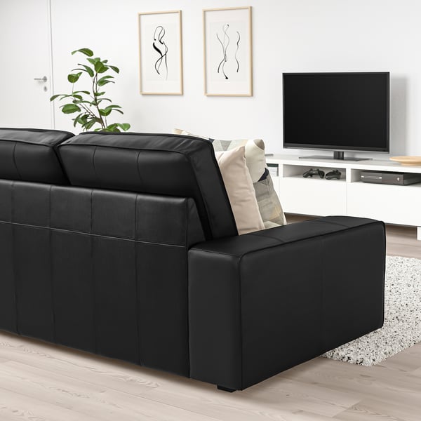 KIVIK Sofa im modernen Wohnzimmer