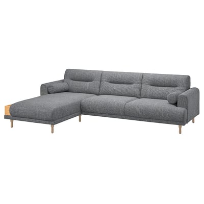 LÅNGARYD L-förmiges Sofa aus grauem Stoff mit Holzbeinen und leichtem Design.