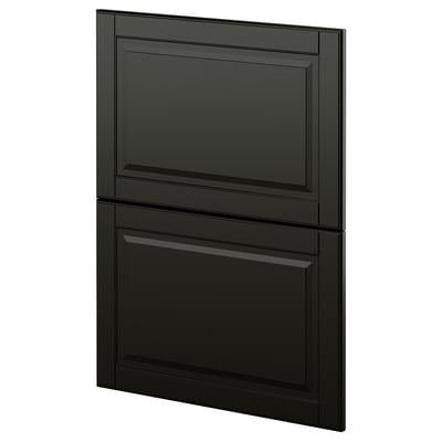 Schwarzer METOD-Küchenschrank mit abgeschrägten Kanten. Schlankes, rechteckiges Design mit glänzender Oberfläche.