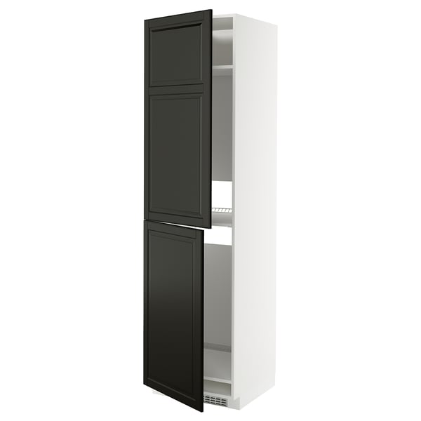 METOD hoher weißer Schrank, schwarze Türen, abgeschrägte Kanten, drei Regale.