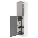 Ein weißer METOD Küchenschrank mit grauen Türen und ausziehbaren Organizern. Es ist hoch, rechteckig und hat ein modernes Design mit einer Garantie von 25 Jahren.