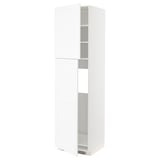 Weißer METOD-Hochschrank mit Regalen.