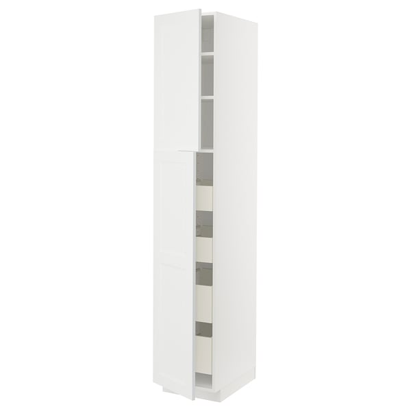 Ein weißer METOD-Küchenschrank mit einem schlanken, modernen Design, mit mehreren verstellbaren Einlegeböden und einer robusten Rahmenkonstruktion.