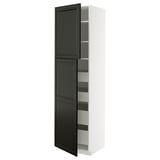 METOD Küchenzeile: hoher, weißer Schrank mit dunkelgrauen Türen, schlankes Design, offenes Regal.