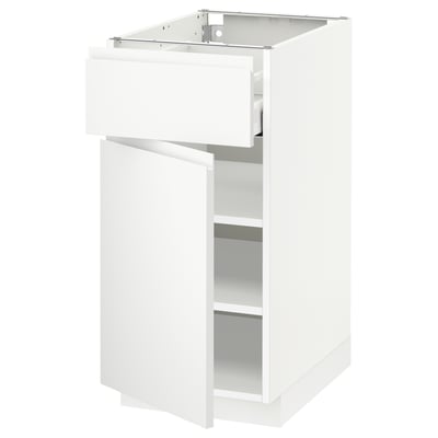METOD: moderner weißer Hochschrank, minimalistisches Design mit integrierten Griffen, verstellbare Einlegeböden, selbstschließende Schublade.