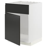 Moderne schwarz-weiße Küchenzeile mit schlankem, grifflosem Design.