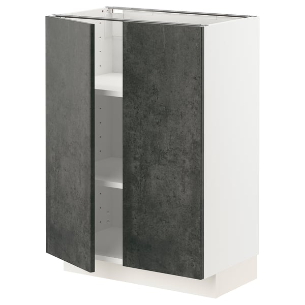 Ein moderner METOD-Küchenschrank mit dunkelgrauen Türen in Betonoptik, weißem Interieur und verstellbaren Regalen.