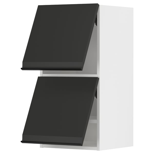 METOD Küchenzeile. Mattschwarz, quadratisch mit abgewinkelten Kanten. Modernes Design, leicht zu öffnende Türen.