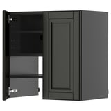 Dunkelgrauer Küchenschrank mit einer offenen Tür, die verstellbare Regale freigibt. Modernes Design mit abgeschrägten Kanten.