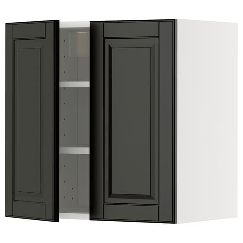 METOD Wandschrank mit schwarzen abgeschrägten Türen.