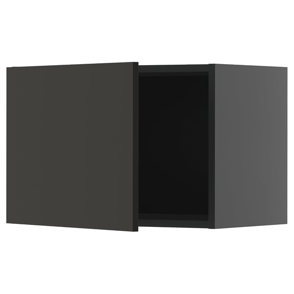 Schwarzer Wand-Küchenschrank aus dem IKEA METOD-System, quadratisch geformt mit einem schlanken, modernen Design und mattem Finish.