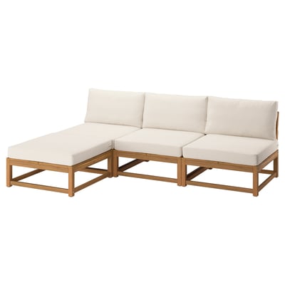 Modernes L-förmiges Sektionssofa für den Außenbereich aus Naturholz und cremefarbenen Kissen mit minimalistischem Design.