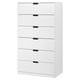 Weiße NORDLI Kommode mit 6 Schubladen. Modern, rechteckig mit schwarzen Griffen.