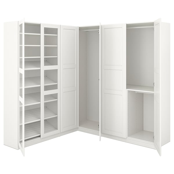 Weiße PAX-Schrankkombination mit offenen Türen, Spanplattenmaterial, rechteckiger Form und minimalistischem Design.
