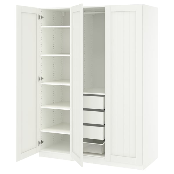 Weißer PAX-Kleiderschrank mit offenen Türen, modernem Design, Spanplatte, verstellbaren Füßen, Soft-Close-Scharnieren.