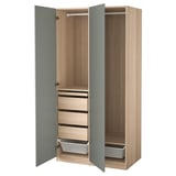 PAX-Kleiderschrank: hellblau und Eiche, hoch, rechteckig, Doppeltür, Regale, Schubladen, Soft-Close-Türen.
