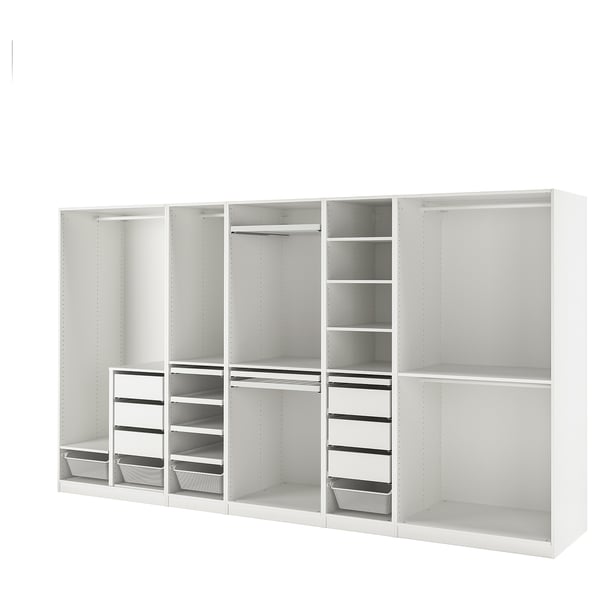 Weißer Ikea PAX Kleiderschrank mit Regalen, Schienen, Glasschubladen. Aufbewahrungslösung für Kleidung und Accessoires.