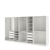 Weißer Ikea PAX Kleiderschrank mit Regalen, Schienen, Glasschubladen. Aufbewahrungslösung für Kleidung und Accessoires.