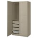 Option: PAX Kleiderschrank, beige. Hoch, rechteckig mit drei Schubladen, zwei Türen und einem Netzkorb.