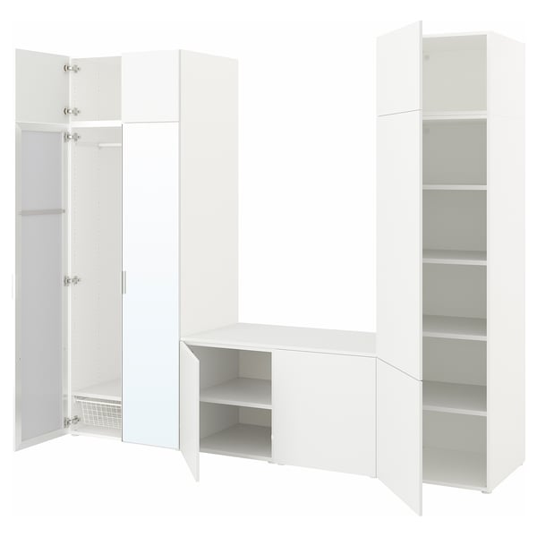 Ein weißer PLATSA-Aufbewahrungsschrank mit offenen Regalen und Schränken. Es kombiniert einen Kleiderschrank, einen Schreibtisch und ein Regal für eine vielseitige Aufbewahrung.