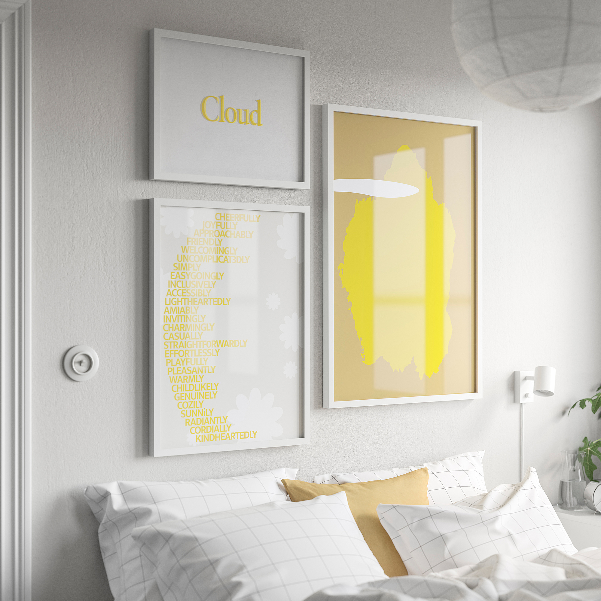 Schlafzimmer mit drei gerahmten Kunstwerken: Wolke, Worte, abstraktes Gelb. Passende Rahmen, Bett mit Kissen.